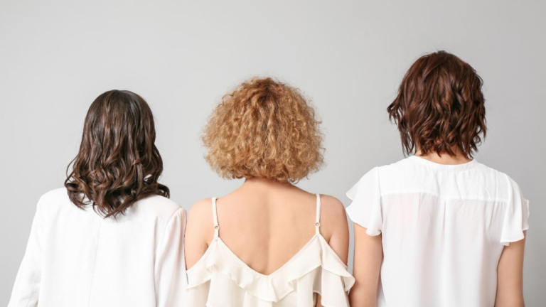 3 bob cuts for women with curly hair who want to look more voluminous